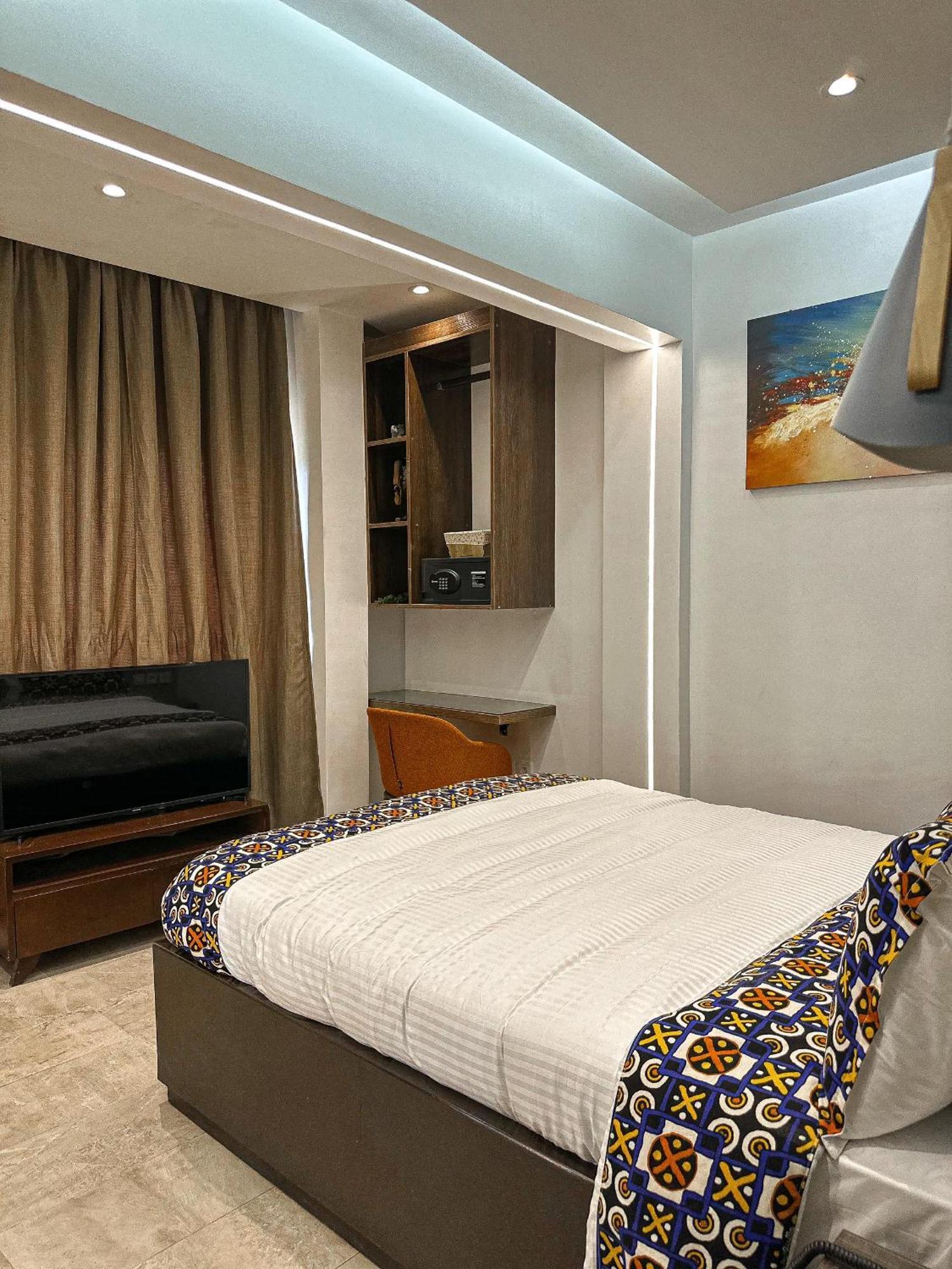 Klik Klak Appart Hotel Cotonou Extérieur photo
